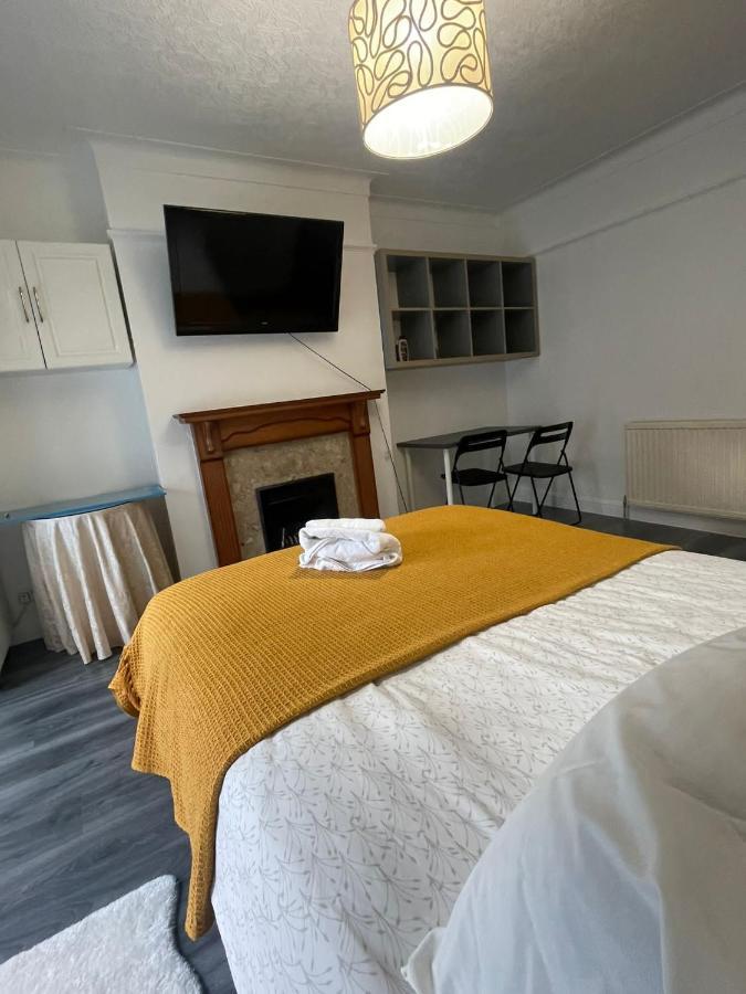 Beautiful Private Rooms In London Central Willesden Green Dış mekan fotoğraf