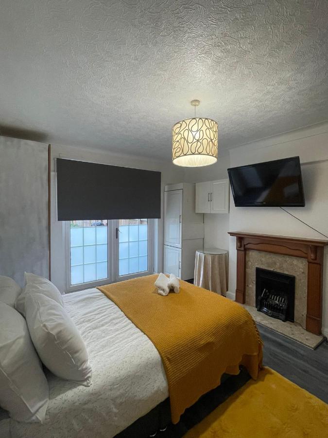 Beautiful Private Rooms In London Central Willesden Green Dış mekan fotoğraf
