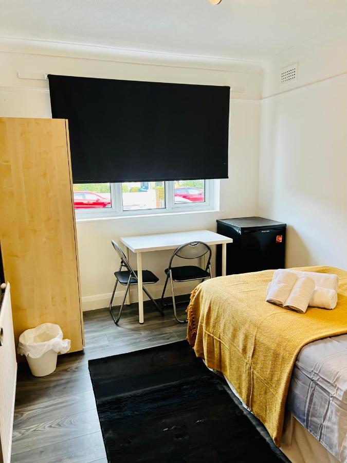 Beautiful Private Rooms In London Central Willesden Green Dış mekan fotoğraf